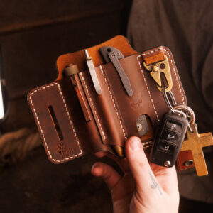 Belt Organiser – With Keyclip